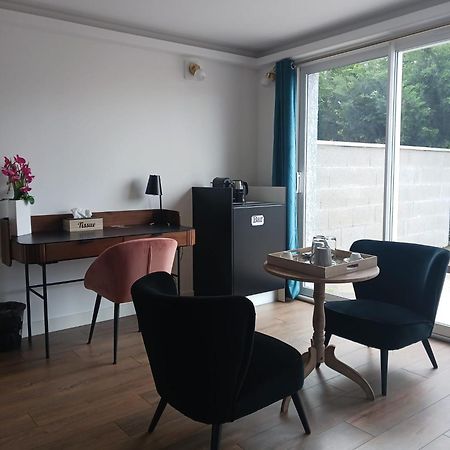 Touraco Bed & Breakfast วิลลา เลส์ ดอมส์ ภายนอก รูปภาพ