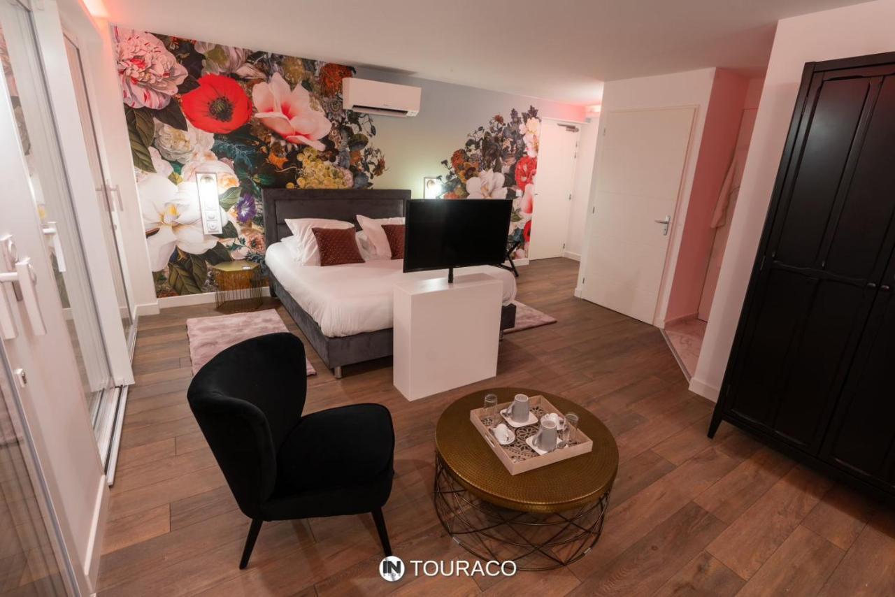 Touraco Bed & Breakfast วิลลา เลส์ ดอมส์ ภายนอก รูปภาพ