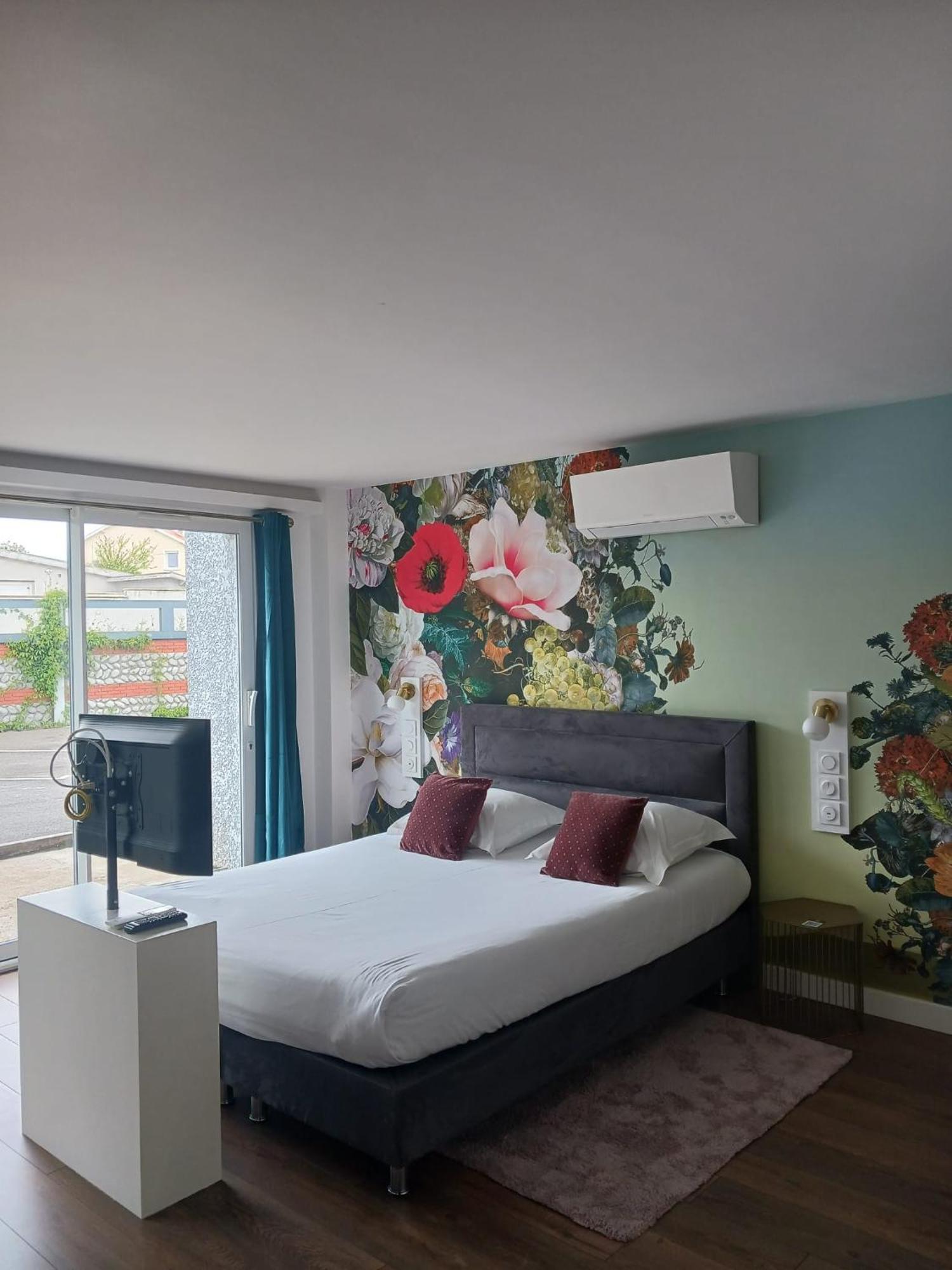 Touraco Bed & Breakfast วิลลา เลส์ ดอมส์ ภายนอก รูปภาพ